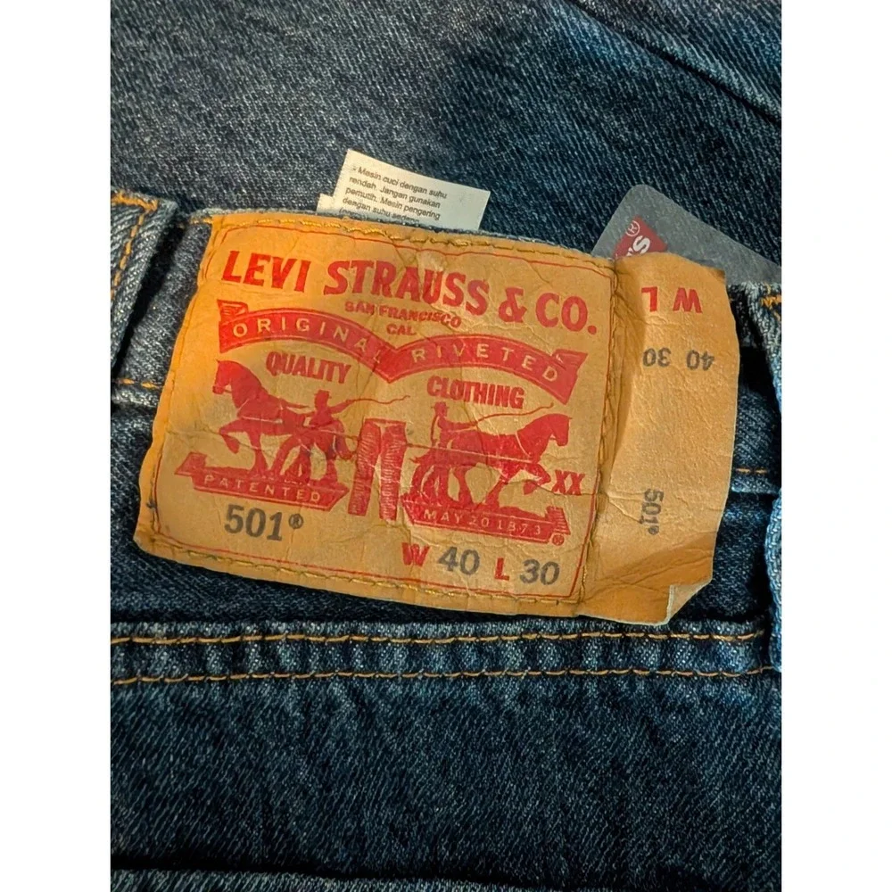 Levis Mens 501 Original Jeans Straight Leg Regular Fit Blue Denim 40x30 NWT